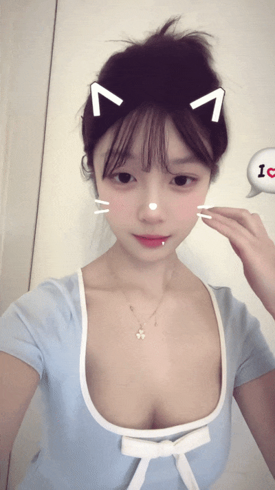 ⭐⭐❣️抖音极品巨乳少女【壹百万】与金主1对1视频服务无水印流出【8V+5P/6.39G】-便宜姬