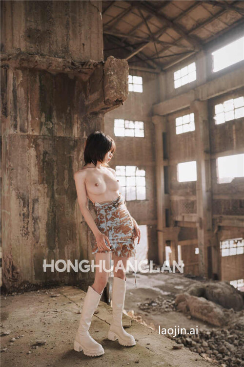 zhuitumoonAnyMore_ZzFengsiyuan_1765927388968616209_232f31140fee47086.jpg