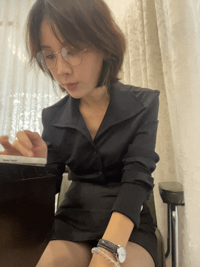 图片[21]-【无水印原版】极品户外气质御姐【Zoe-520】闺蜜骑行露出 旅行 商场车内自娱自乐-便宜姬