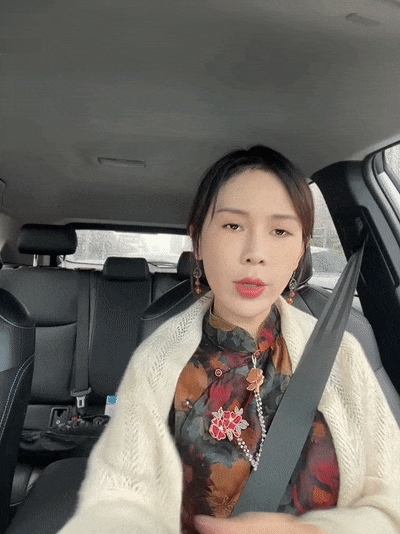 图片[19]-【无水印原版】极品户外气质御姐【Zoe-520】闺蜜骑行露出 旅行 商场车内自娱自乐-便宜姬