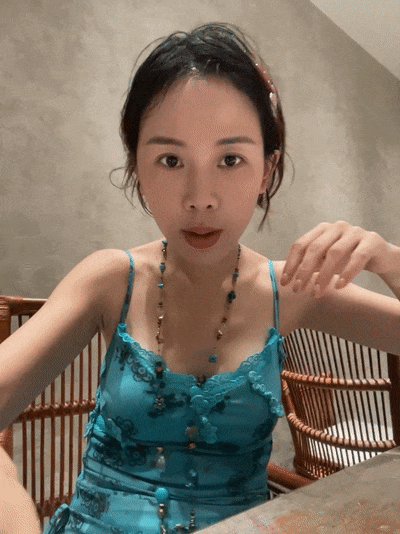 图片[15]-【无水印原版】极品户外气质御姐【Zoe-520】闺蜜骑行露出 旅行 商场车内自娱自乐-便宜姬
