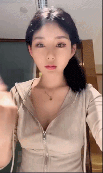 图片[2]-❤️✨嘎嘎漂亮的东北甜美御姐 美丽大方性格超级好的漂亮少妇型御姐 身材丰满 各种角度拍都漂亮 都非常好看[843M]-便宜姬